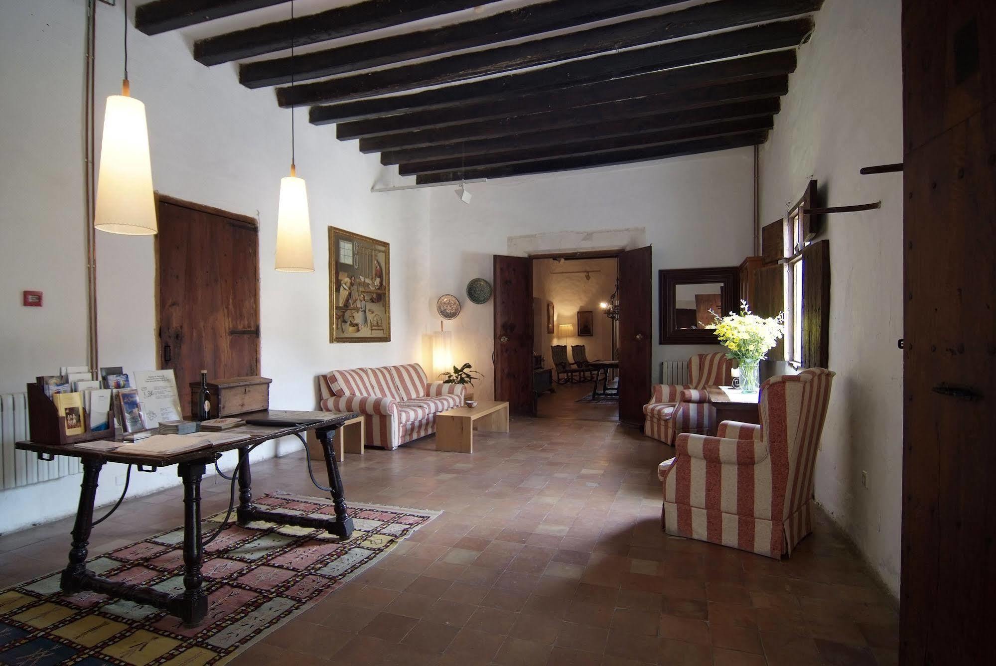 Monnaber Vell Hotel Campanet Exterior photo